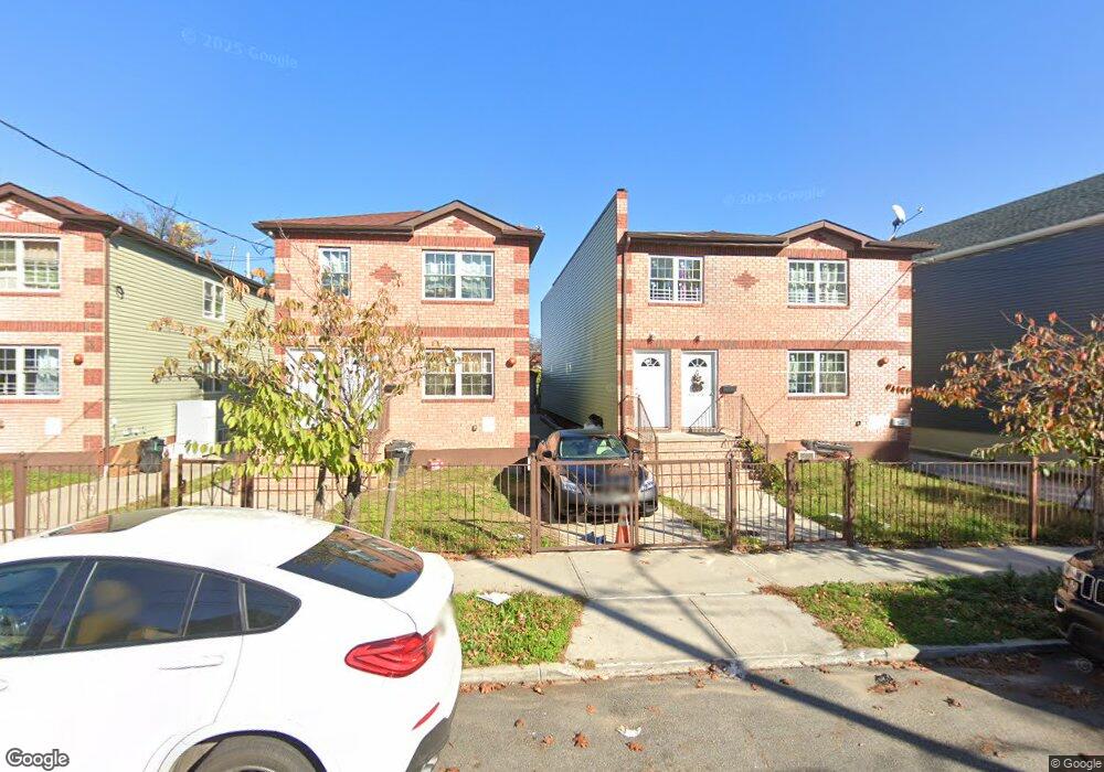 11043 Union Hall St, Jamaica, NY 11433 - photo 1