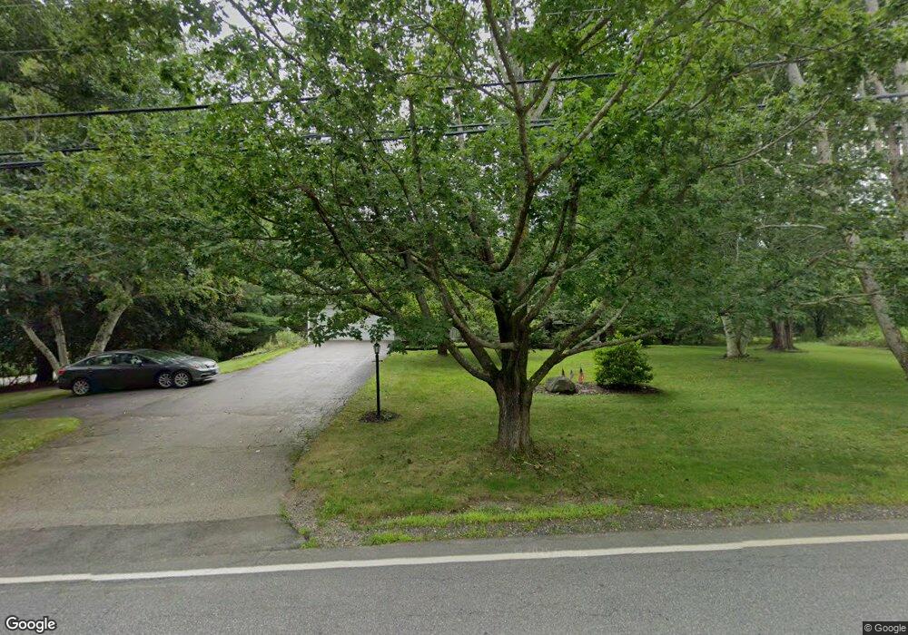 134 Winnicutt Rd, Stratham, NH 03885 - photo 1