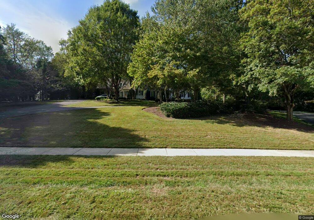 8523 Country Club Dr, Bethesda, MD 20817 - photo 1