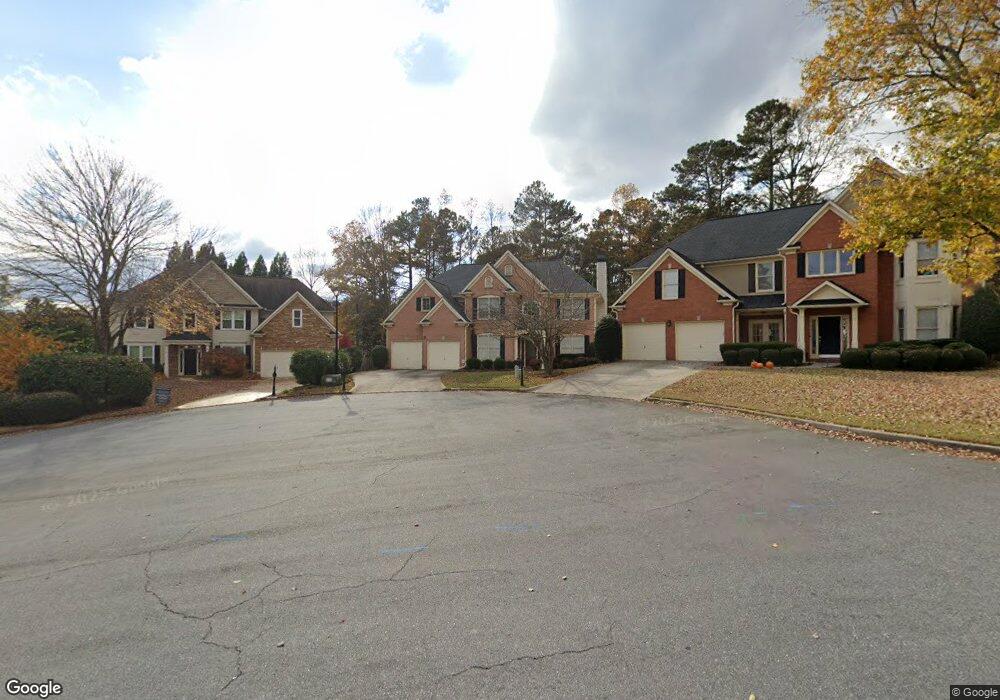 10020 Carrington Ln, Alpharetta, GA 30022 - photo 1