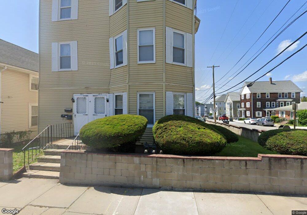 385 Pawtucket Ave, Pawtucket, RI 02860 - photo 1