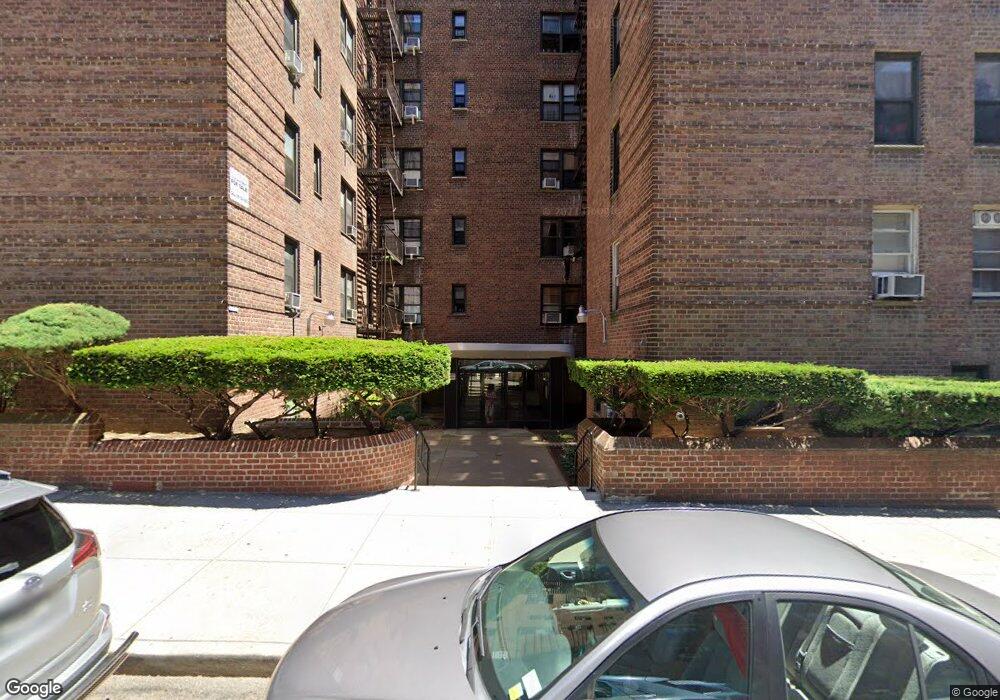 83-60 Vietor Ave unit 5D, Elmhurst, NY 11373 - photo 1