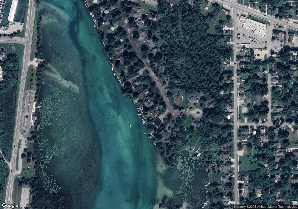 130 Mitchell Dr, Elk Rapids, MI 49629 - photo 1