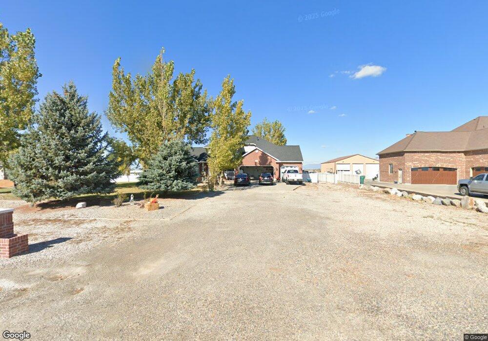 5776 W 3800 S, Hooper, UT 84315 - photo 1
