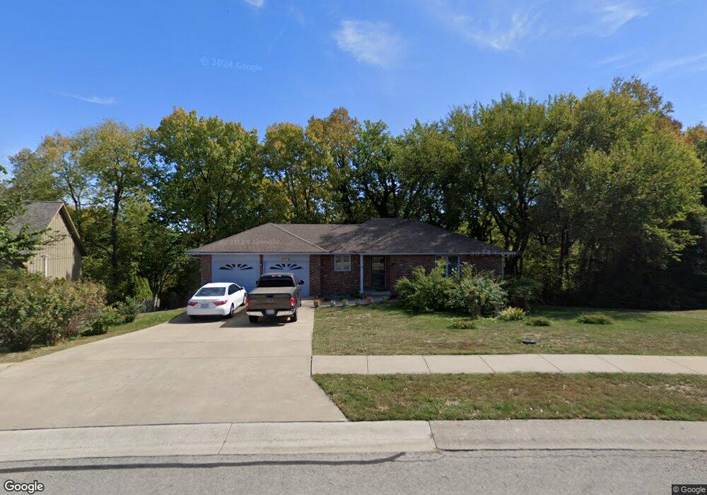 5913 Greenwood St, Shawnee, KS 66216 - photo 1