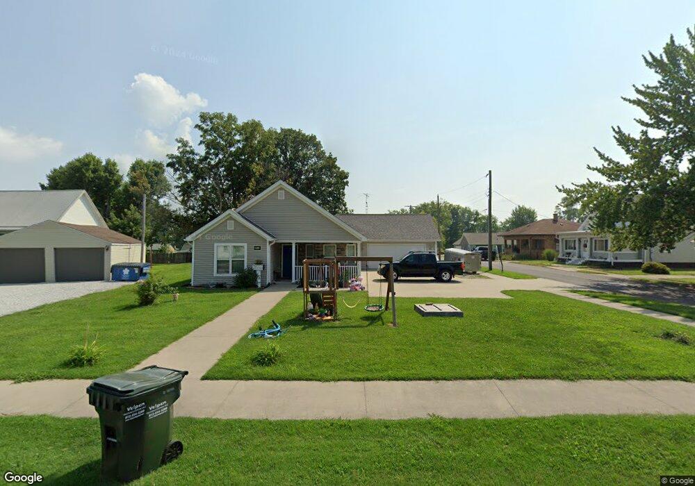 120 Lemon St, Bicknell, IN 47512 - photo 1