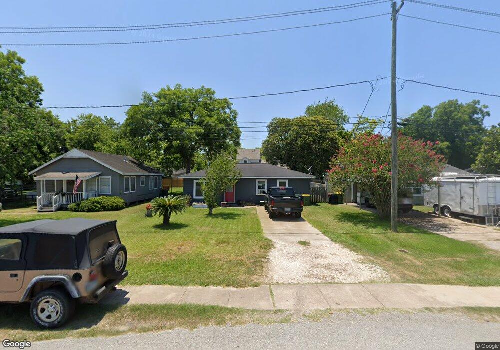 2514 S Sacramento Ave, Pearland, TX 77581 - photo 1