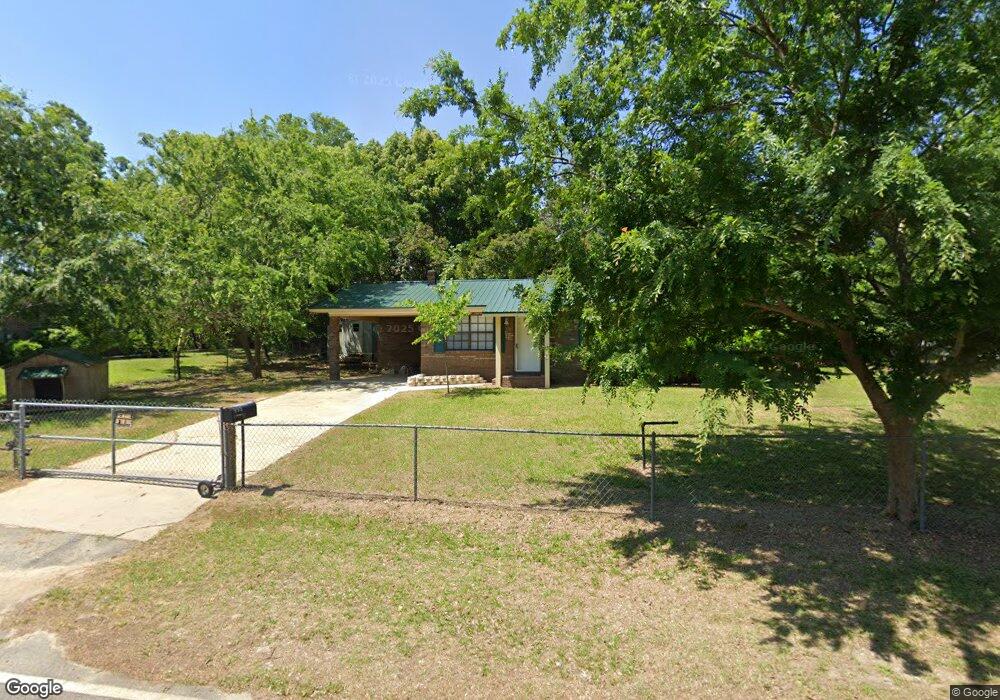 999 Smith Ave, Douglas, GA 31533 - photo 1