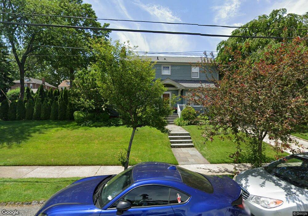 3316 191st St, Flushing, NY 11358 - photo 1