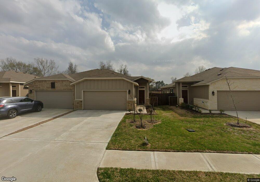 9769 Grosbeak Ln, Magnolia, TX 77354 - photo 1