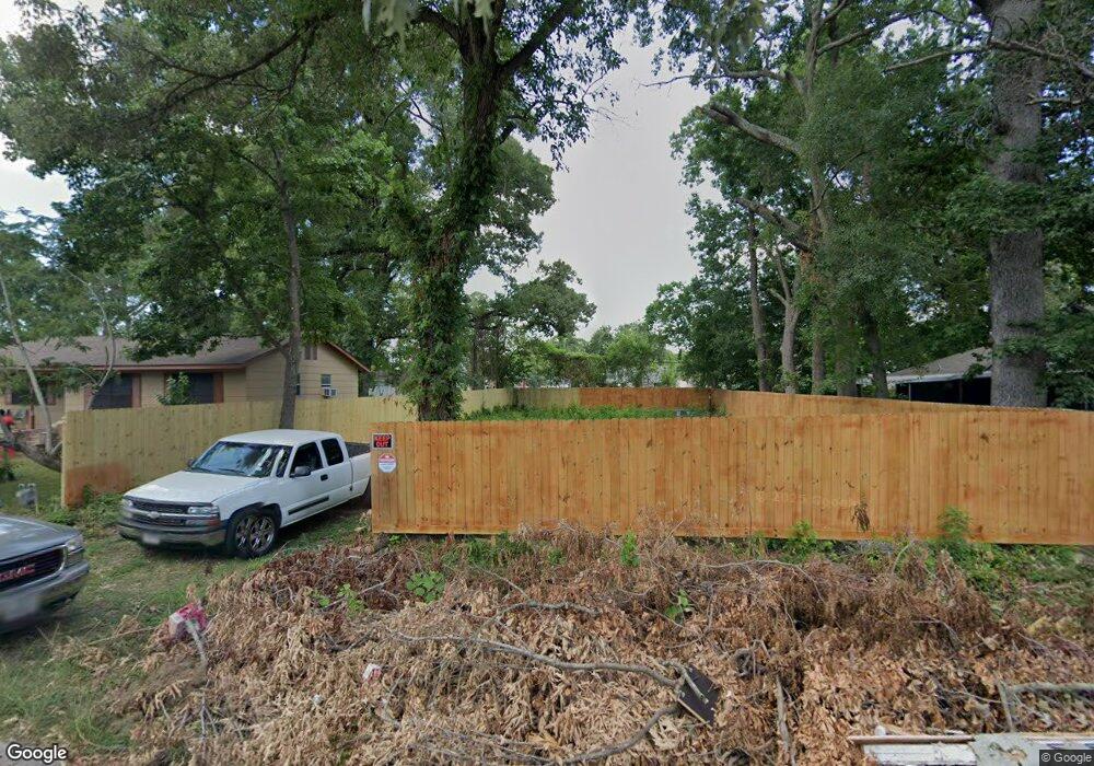 2470 Carmel St, Houston, TX 77091 - photo 1