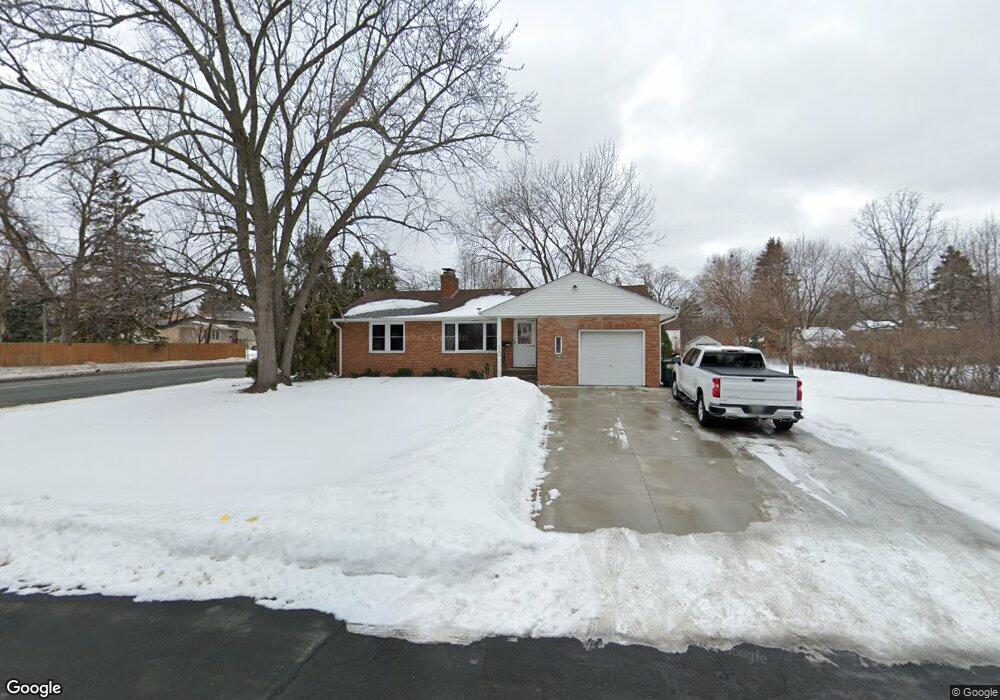 8946 Colfax Ave S, Bloomington, MN 55420 - photo 1