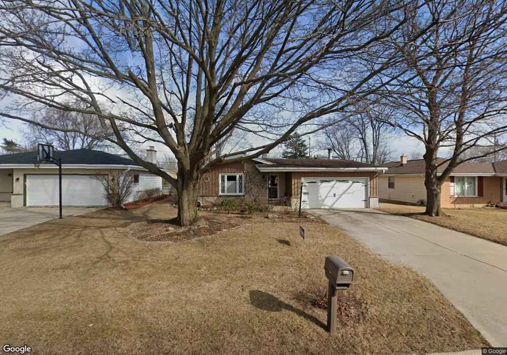 1724 Manistique Ave, South Milwaukee, WI 53172 - photo 1