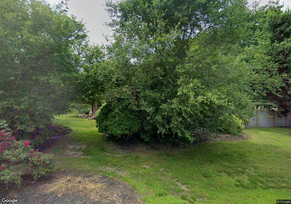 1689 South St, Bridgewater, MA 02324 - photo 1