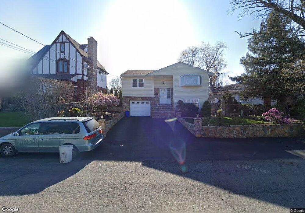 60 Windermere Dr, Yonkers, NY 10710 - photo 1