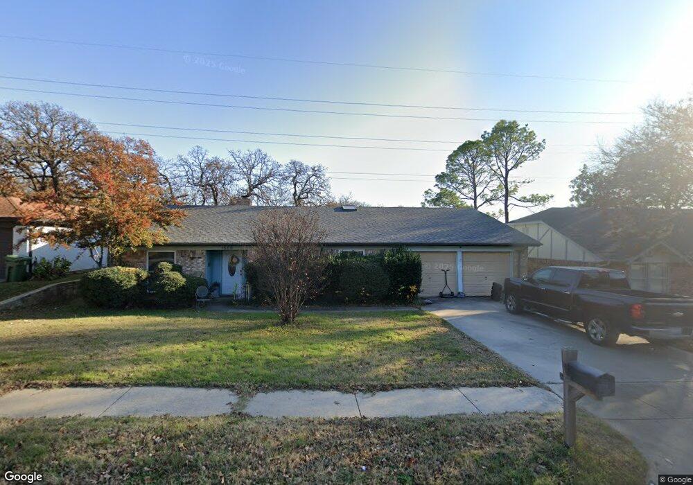 1608 Bent Oak Dr, Bedford, TX 76021 - photo 1