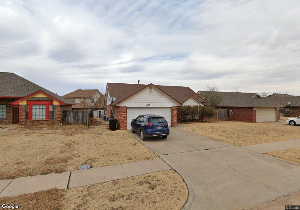 1117 NE 8th St, Moore, OK 73160 - photo 1