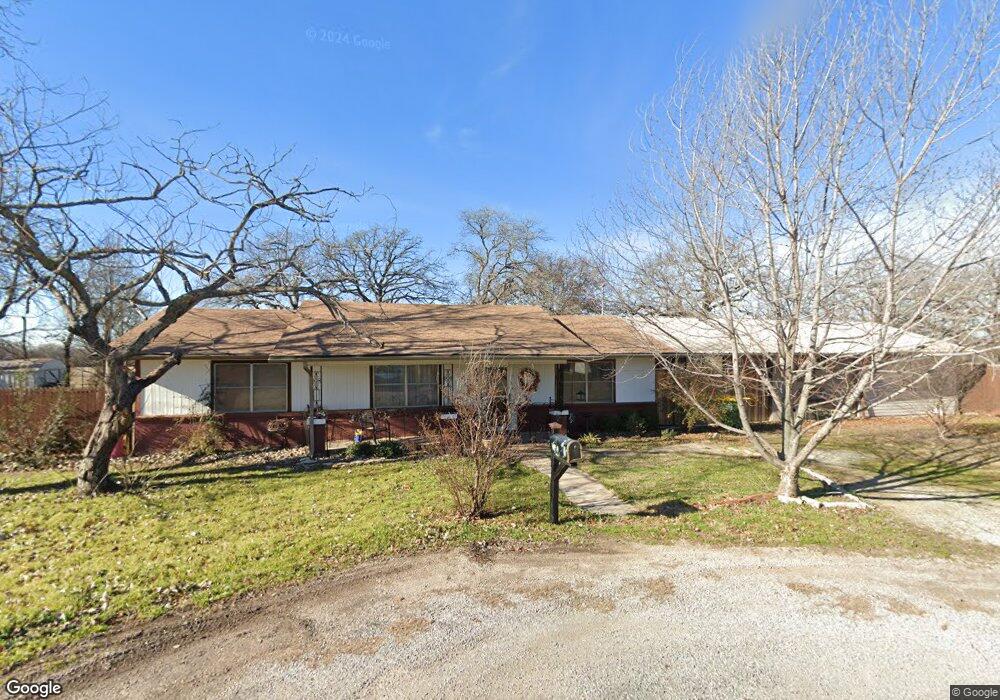 4400 Luker Ct, Granbury, TX 76049 - photo 1