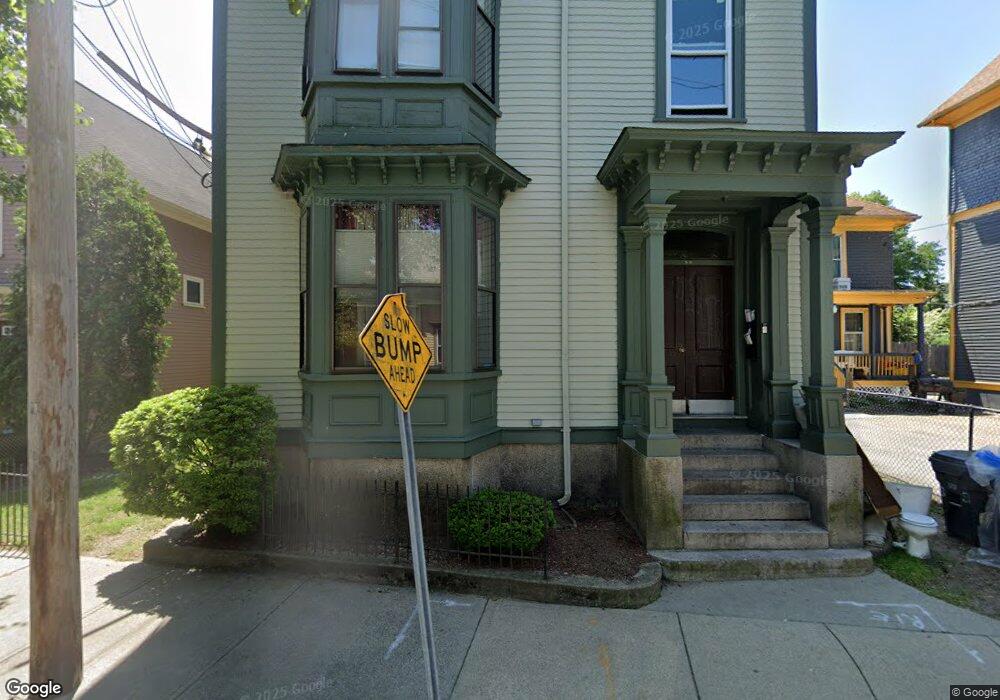 98 Comstock Ave, Providence, RI 02907 - photo 1