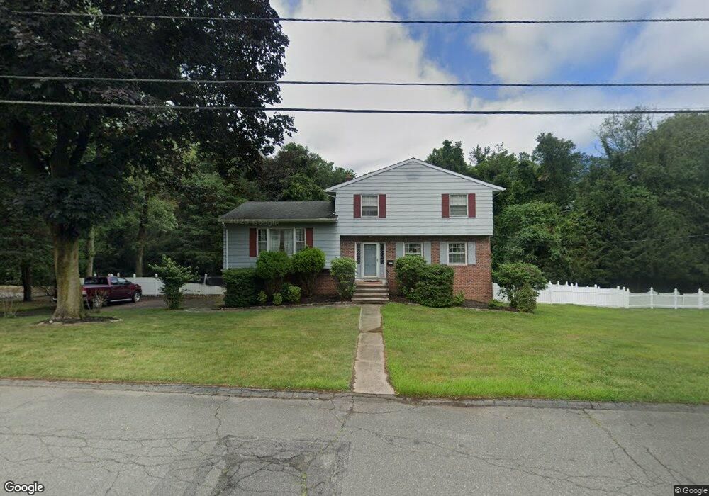 44 Arcadia Ct, Harrington Park, NJ 07640 - photo 1