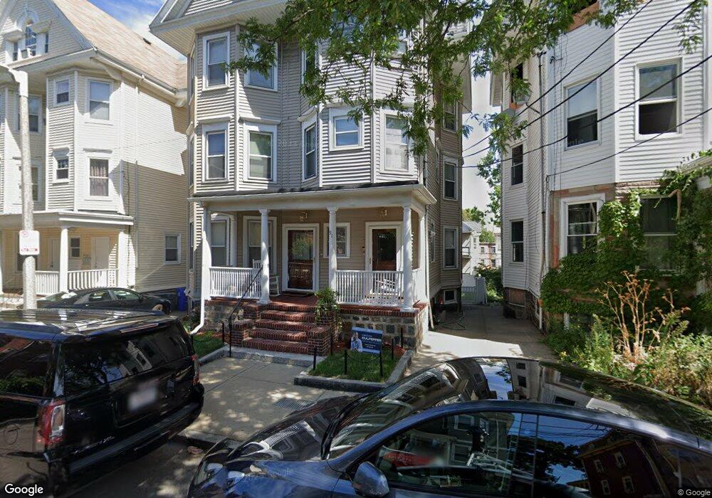 91 Munroe St, Roxbury, MA 02119 - photo 1