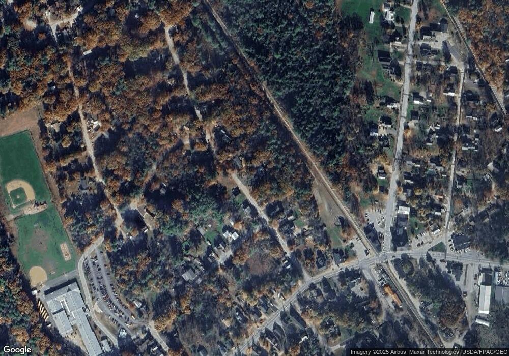 64 Forest St, Sanbornville, NH 03872 - photo 1