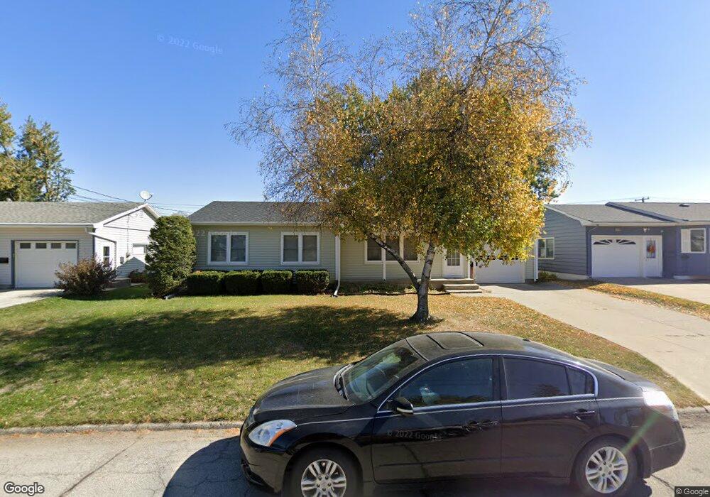 908 E 15th St S, Newton, IA 50208 - photo 1