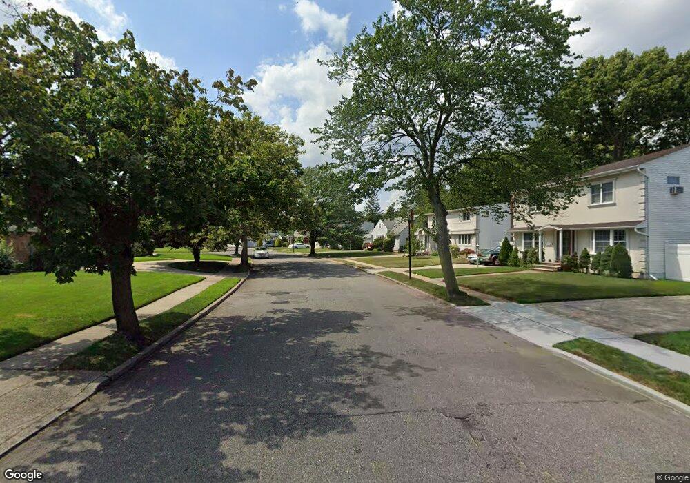 0 Woodcliff Dr unit 3075563, Franklin Square, NY 11010 - photo 1