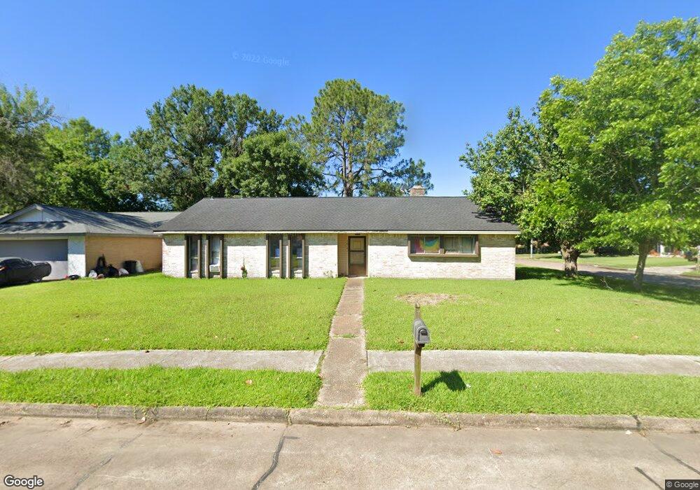 16702 Hibiscus Ln, Friendswood, TX 77546 - photo 1