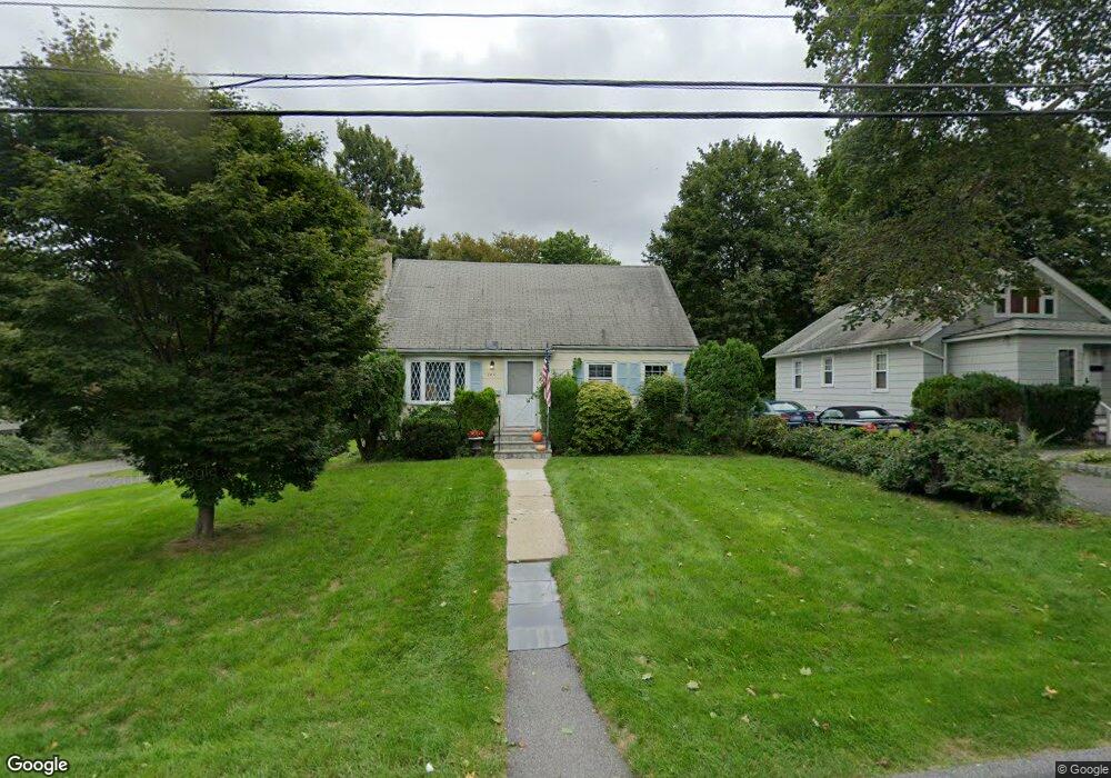 180 Warren Ave, Hawthorne, NY 10532 - photo 1