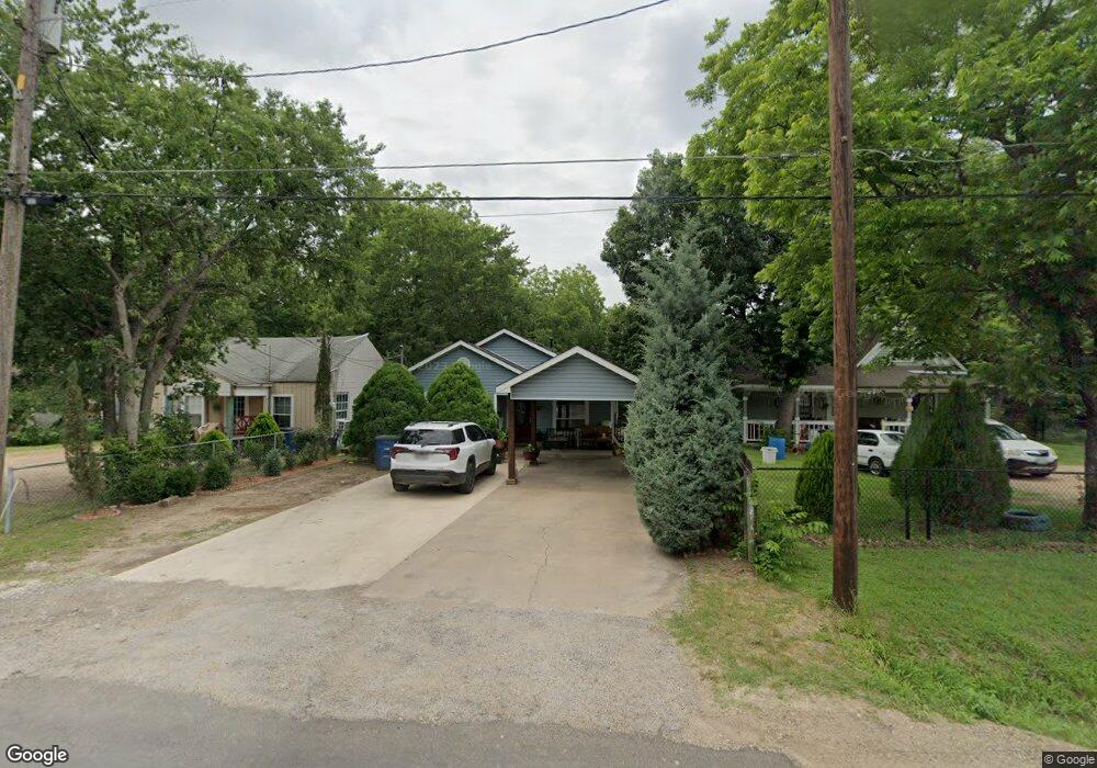 611 S Mckinney St, Ennis, TX 75119 - photo 1