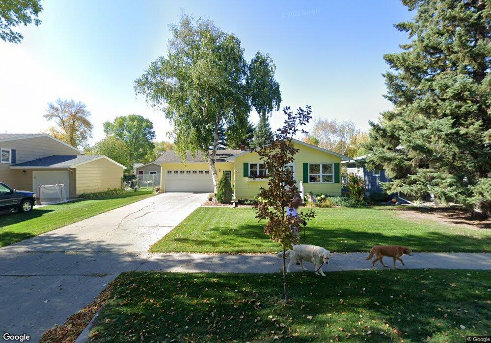 1310 S 17th St, Grand Forks, ND 58201 - photo 1