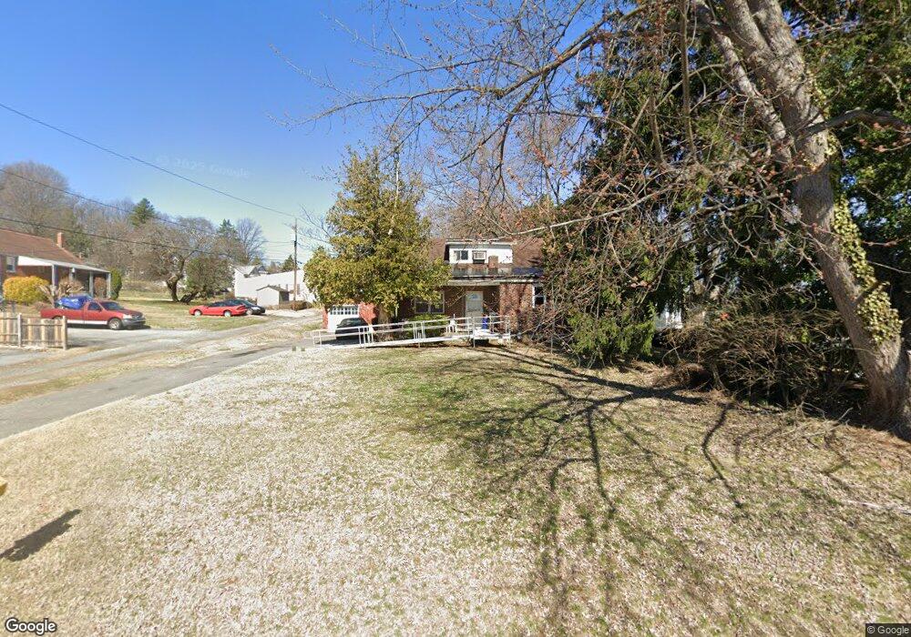 1625 Liggett Ave, Reading, PA 19607 - photo 1