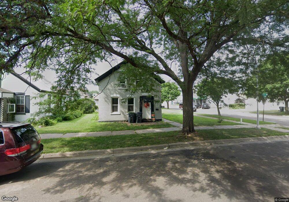 951 Johnson St, La Crosse, WI 54601 - photo 1
