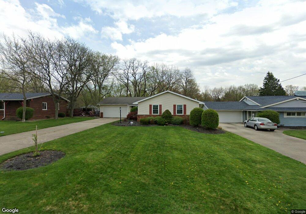 5405 Fairtree Rd, Bedford, OH 44146 - photo 1