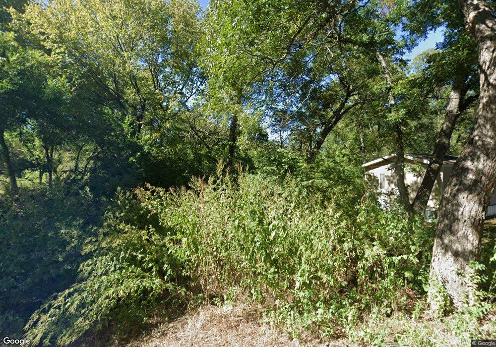 402 N 5th St, Calera, OK 74730 - photo 1