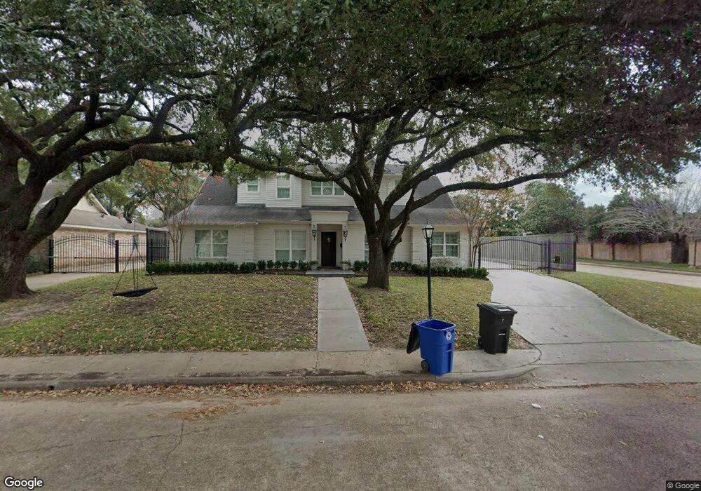 10123 Briar Rose Dr, Houston, TX 77042 - photo 1