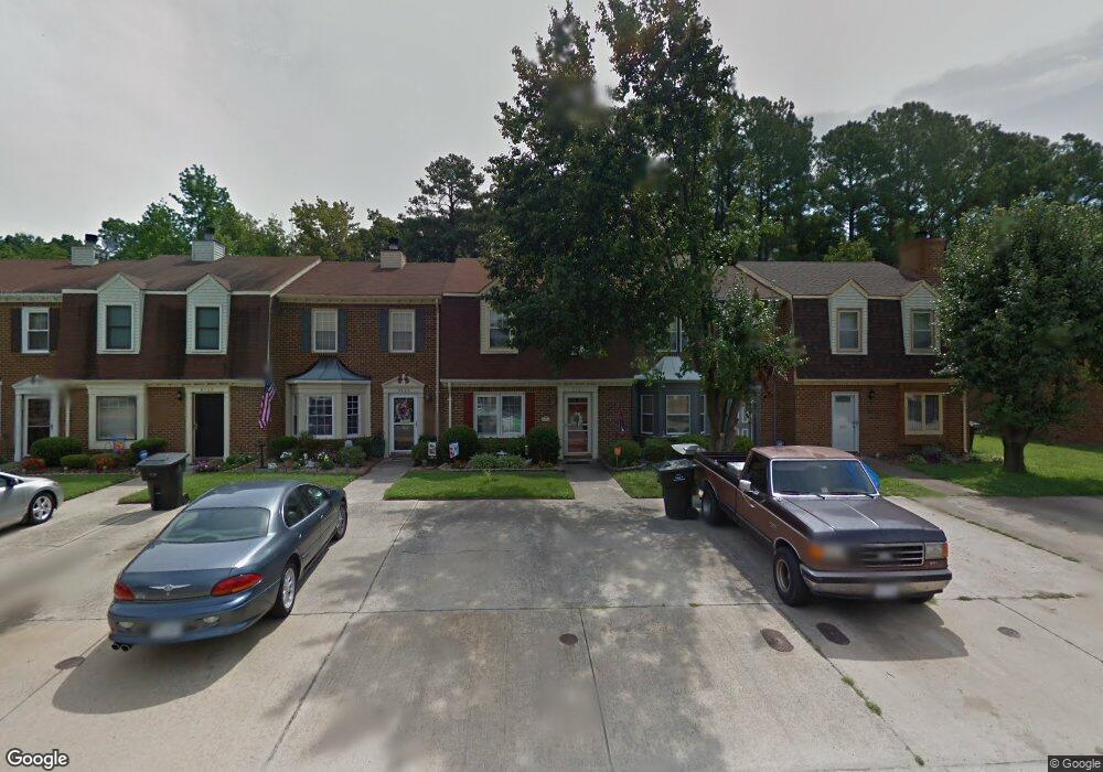 5701 Rivermill Cir, Portsmouth, VA 23703 - photo 1