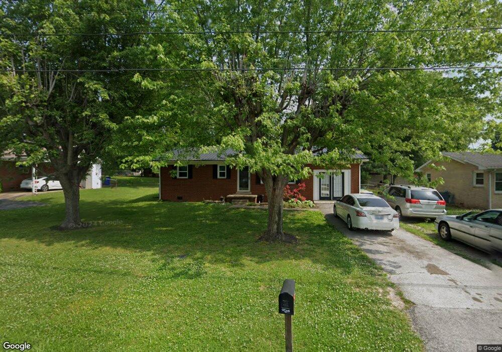 831 Strawberry Ln, Franklin, KY 42134 - photo 1