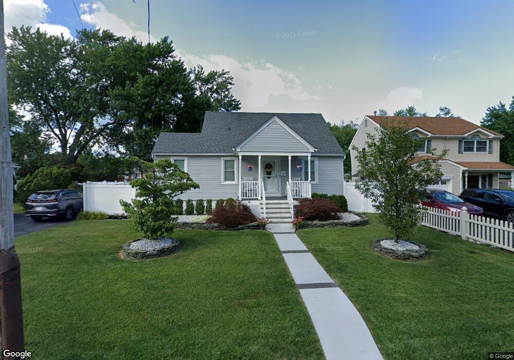 61 Ravine Dr, Matawan, NJ 07747 - photo 1