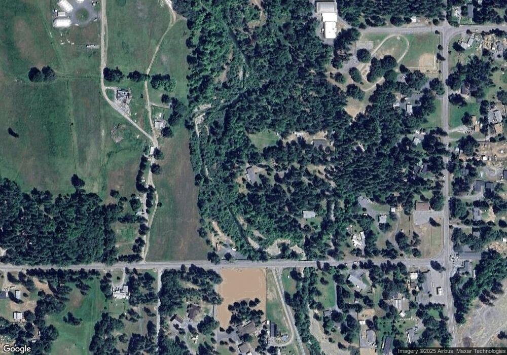 144 Queens Branch Rd, Rogue River, OR 97537 - photo 1