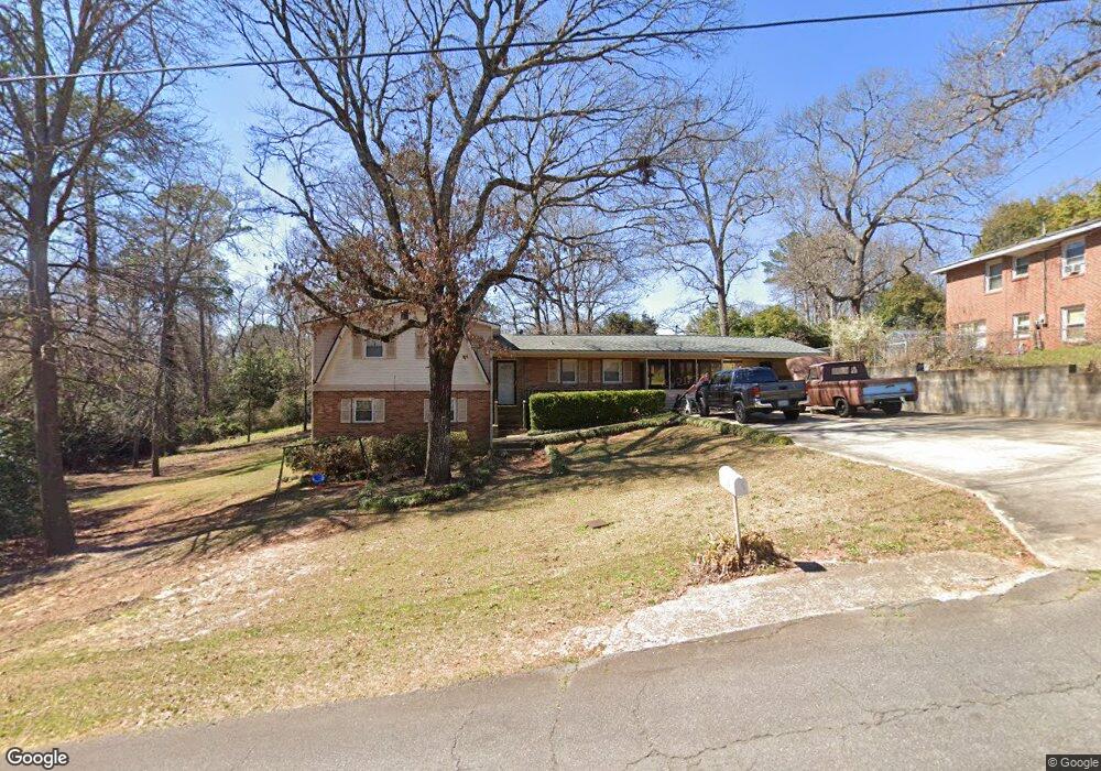 304 Pinecrest Dr, Warner Robins, GA 31093 - photo 1
