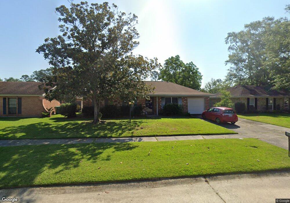 1458 Englewood Dr, Slidell, LA 70458 - photo 1