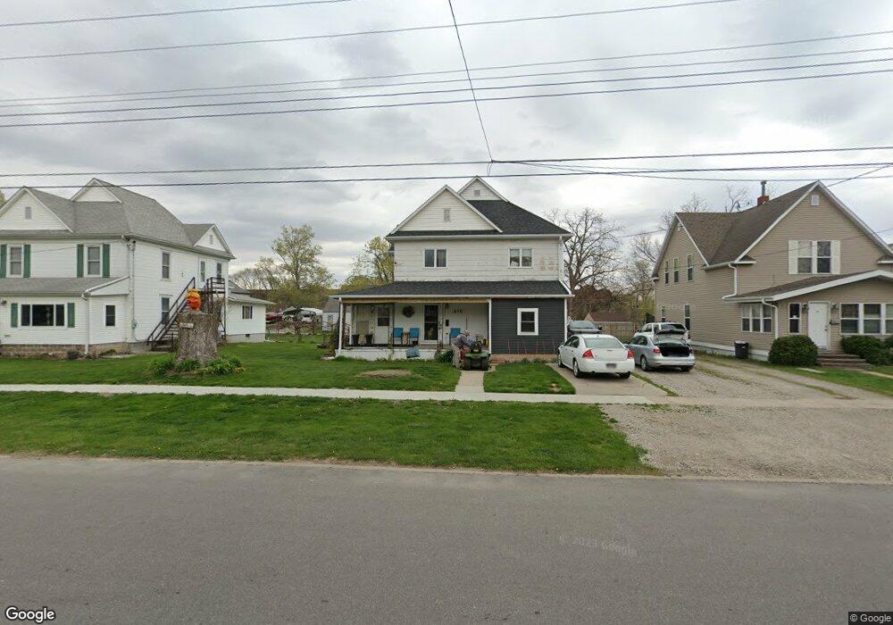 410 W 3rd St S, Newton, IA 50208 - photo 1