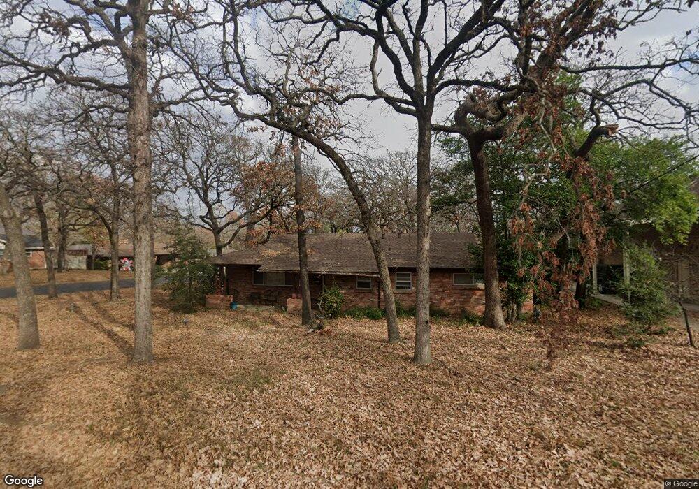 1012 Trailwood Dr, Hurst, TX 76053 - photo 1