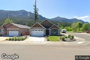 1102 SE Windsong Dr, Cascade Locks, OR 97014