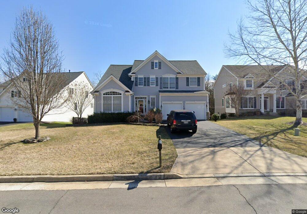 12713 Camden Park Ct, Bristow, VA 20136 - photo 1