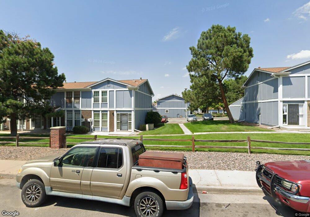 128 Paris Cir, Aurora, CO 80011 - photo 1