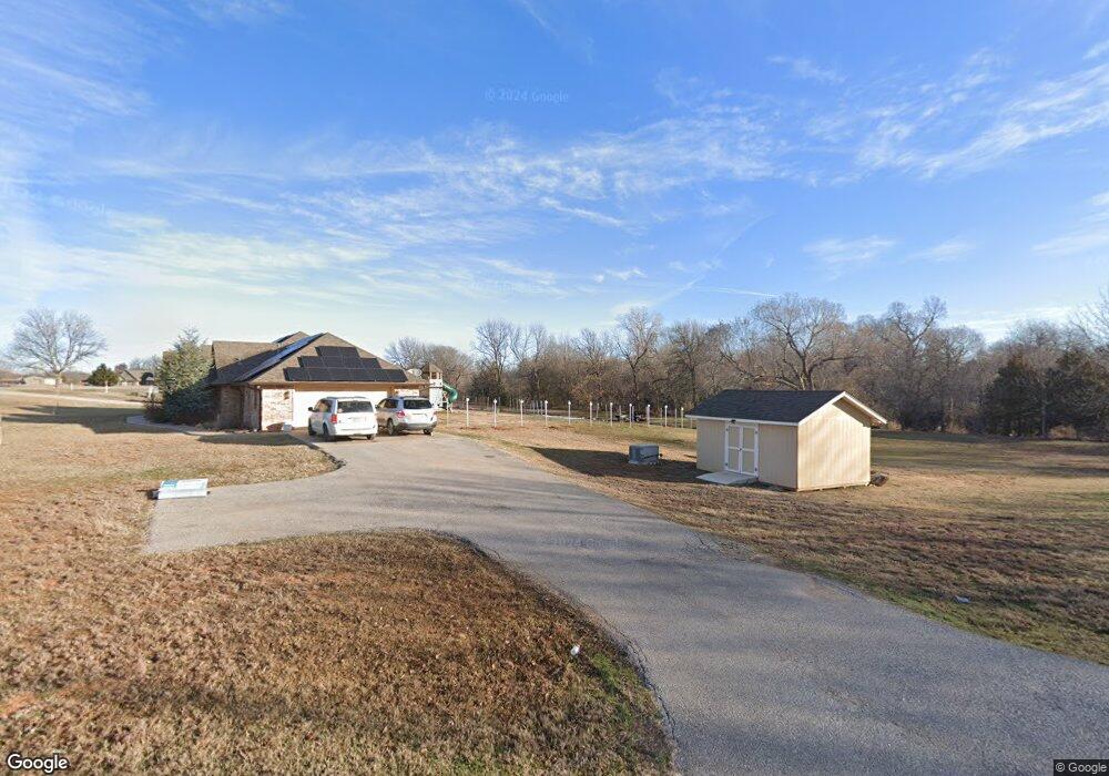 124 NW Tanyas Trail, Cache, OK 73527 - photo 1