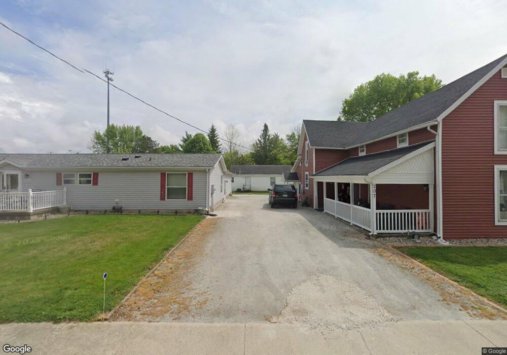 203 N Maple St, Converse, IN 46919 - photo 1